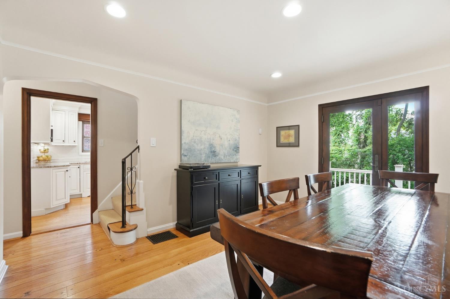 3866 Drakewood Drive