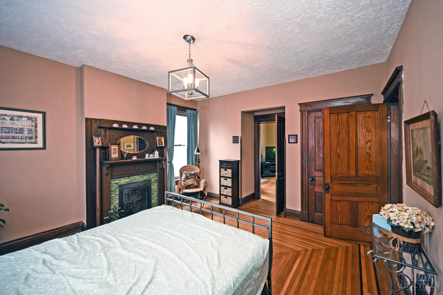 2222 Eureka Terrace, Cincinnati, OH, 45219 — photo 26