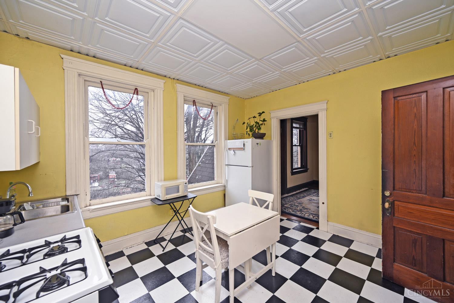 2222 Eureka Terrace, Cincinnati, OH, 45219 — photo 19