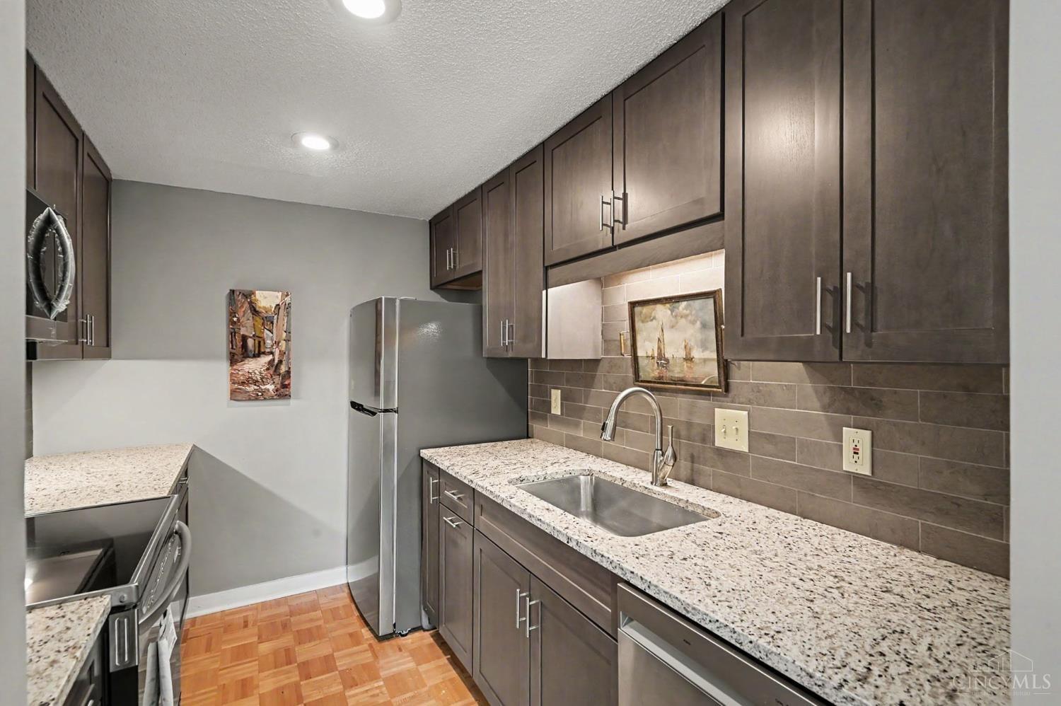 427 Hopkins Street #5, Cincinnati, OH, 45203 — photo 13