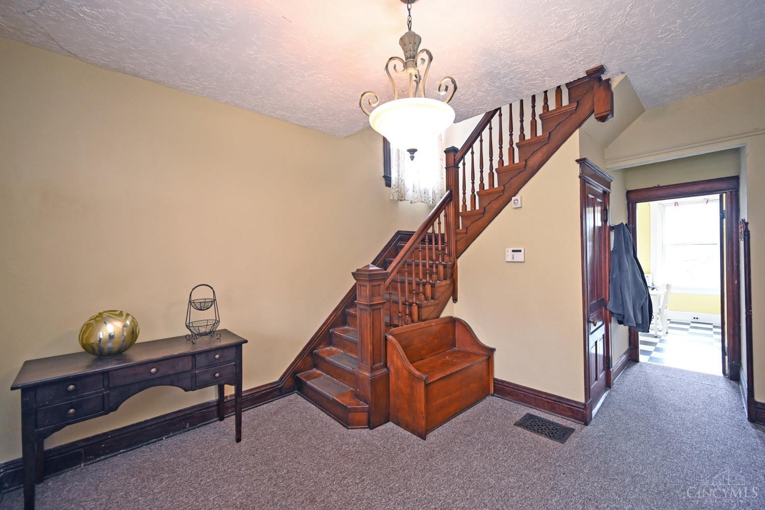 2222 Eureka Terrace, Cincinnati, OH, 45219 — photo 6