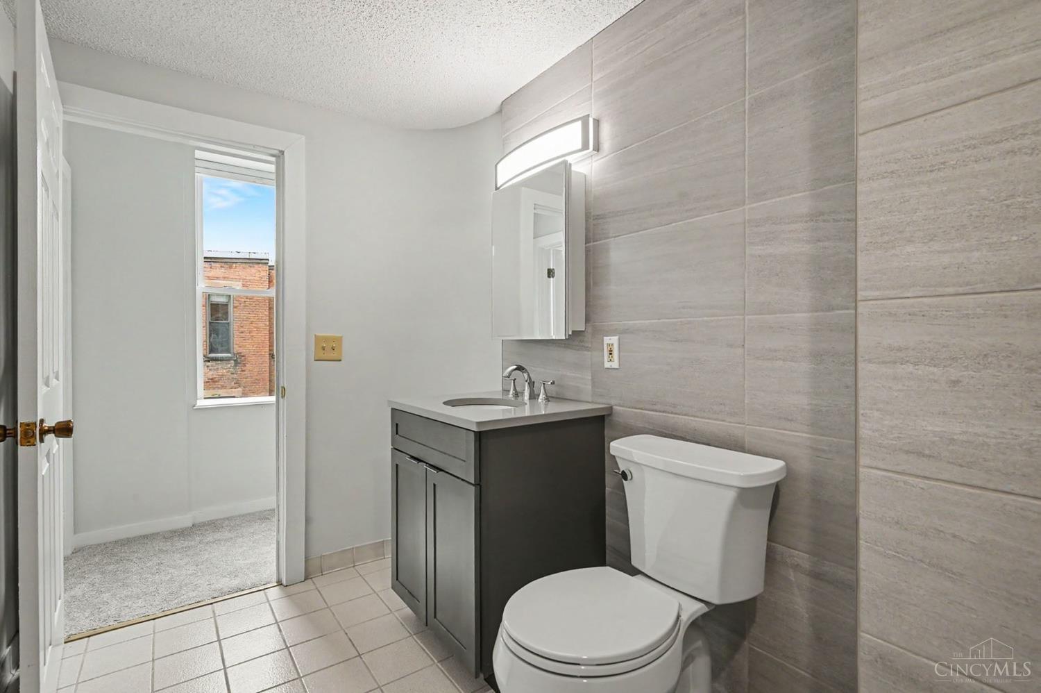 427 Hopkins Street #5, Cincinnati, OH, 45203 — photo 20