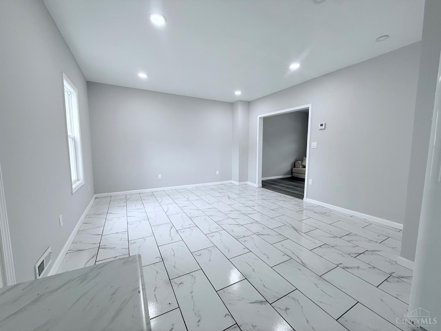 945 Springfield Street, Dayton, OH, 45403 — photo 10