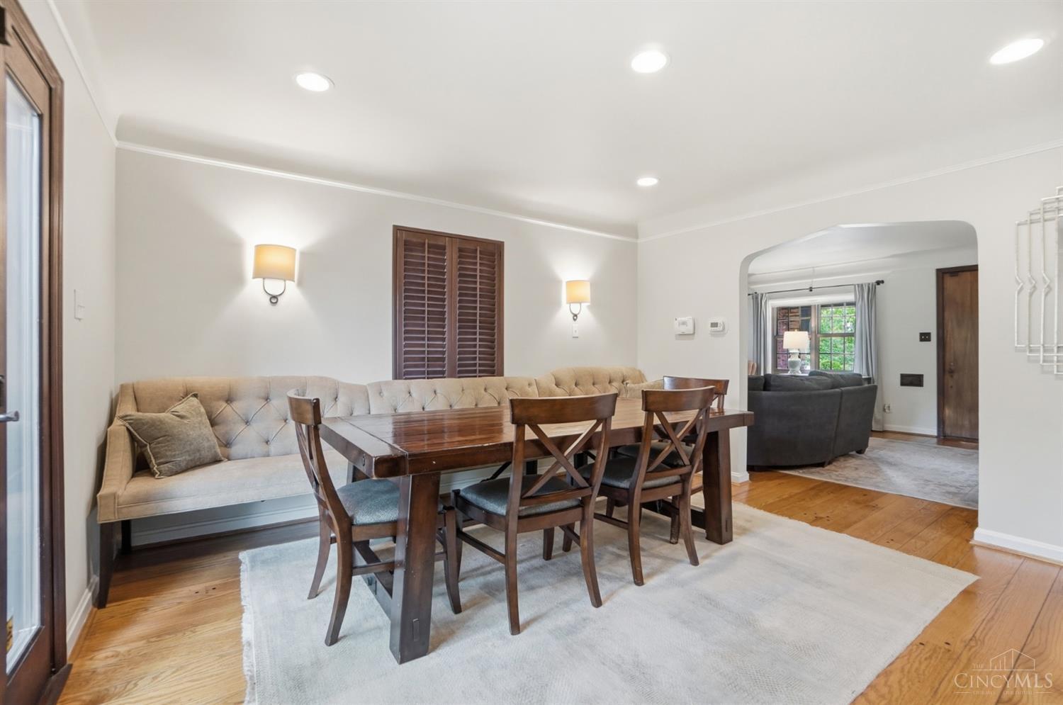 3866 Drakewood Drive