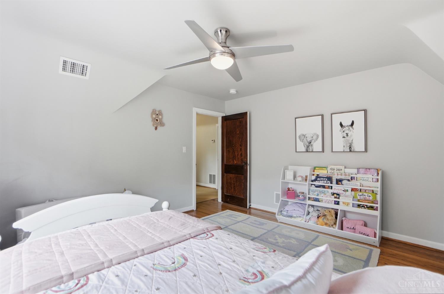 3866 Drakewood Drive