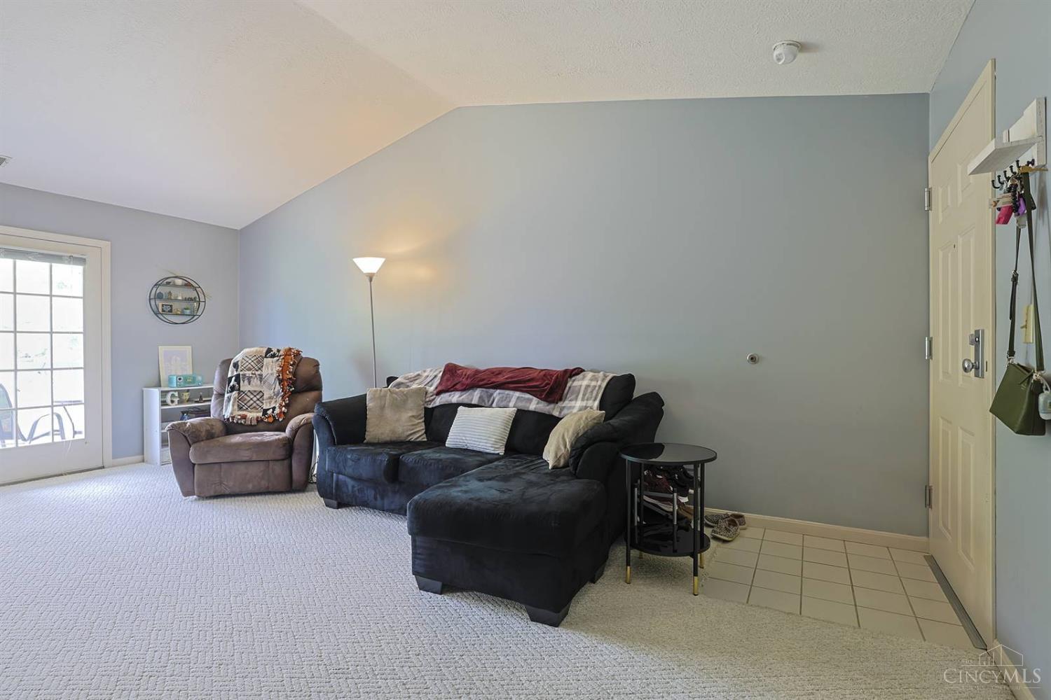 8773 Carrousel Park Circle #155, Colerain Twp, OH, 45251 — photo 4