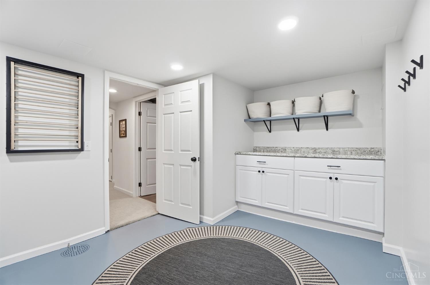 3866 Drakewood Drive
