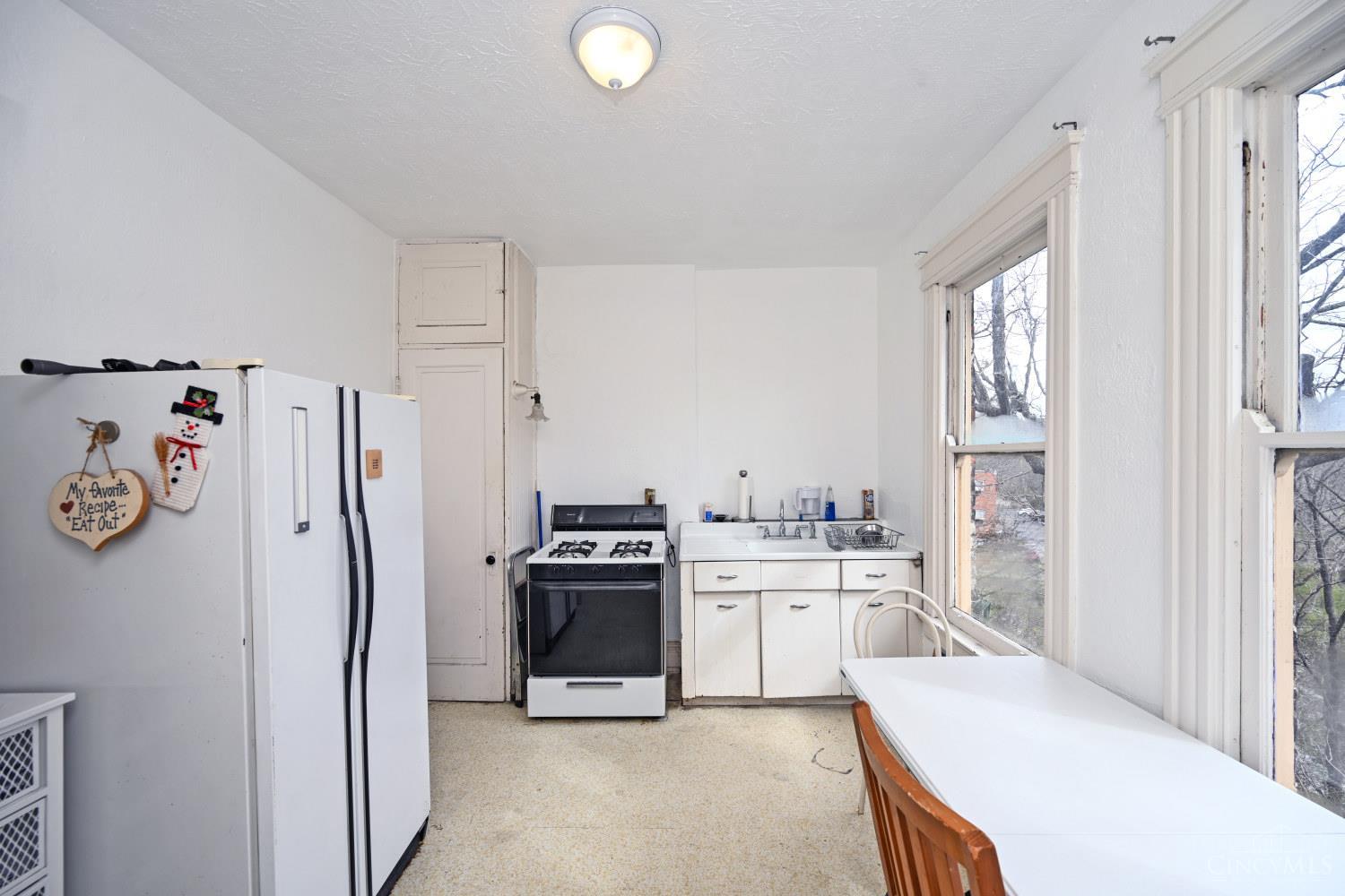2222 Eureka Terrace, Cincinnati, OH, 45219 — photo 31