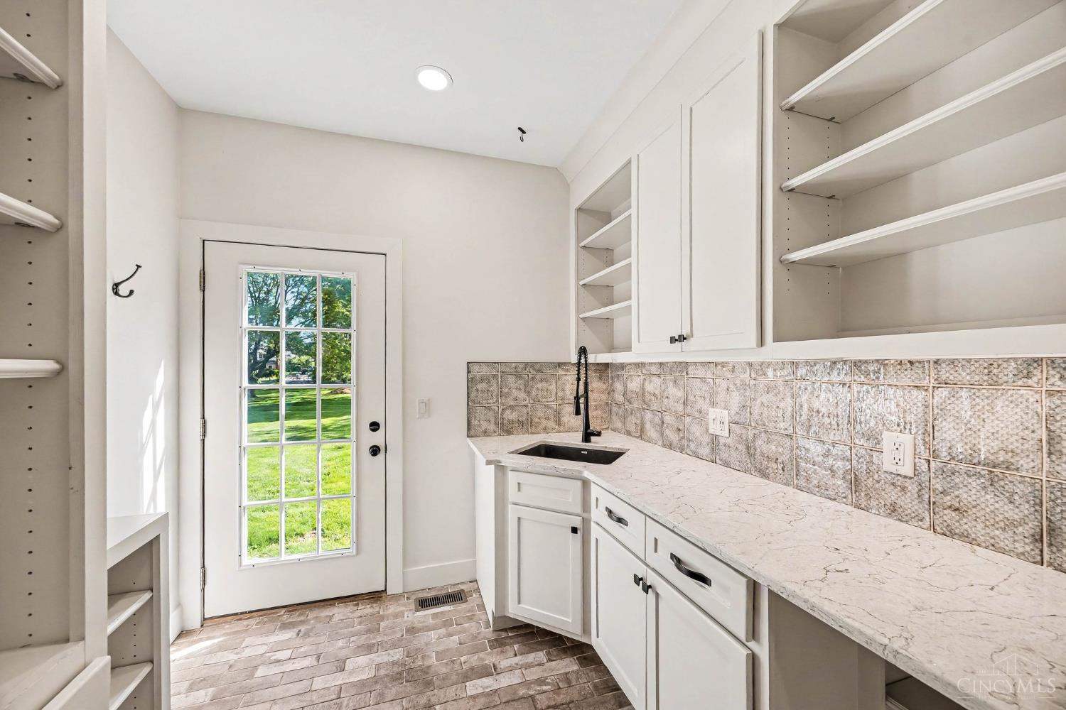 6690 Old Stable Road, Miami Twp, OH, 45140
