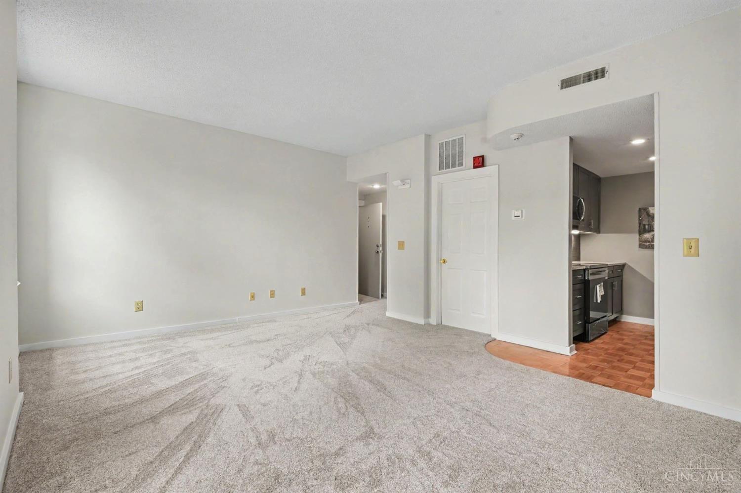 427 Hopkins Street #5, Cincinnati, OH, 45203 — photo 12