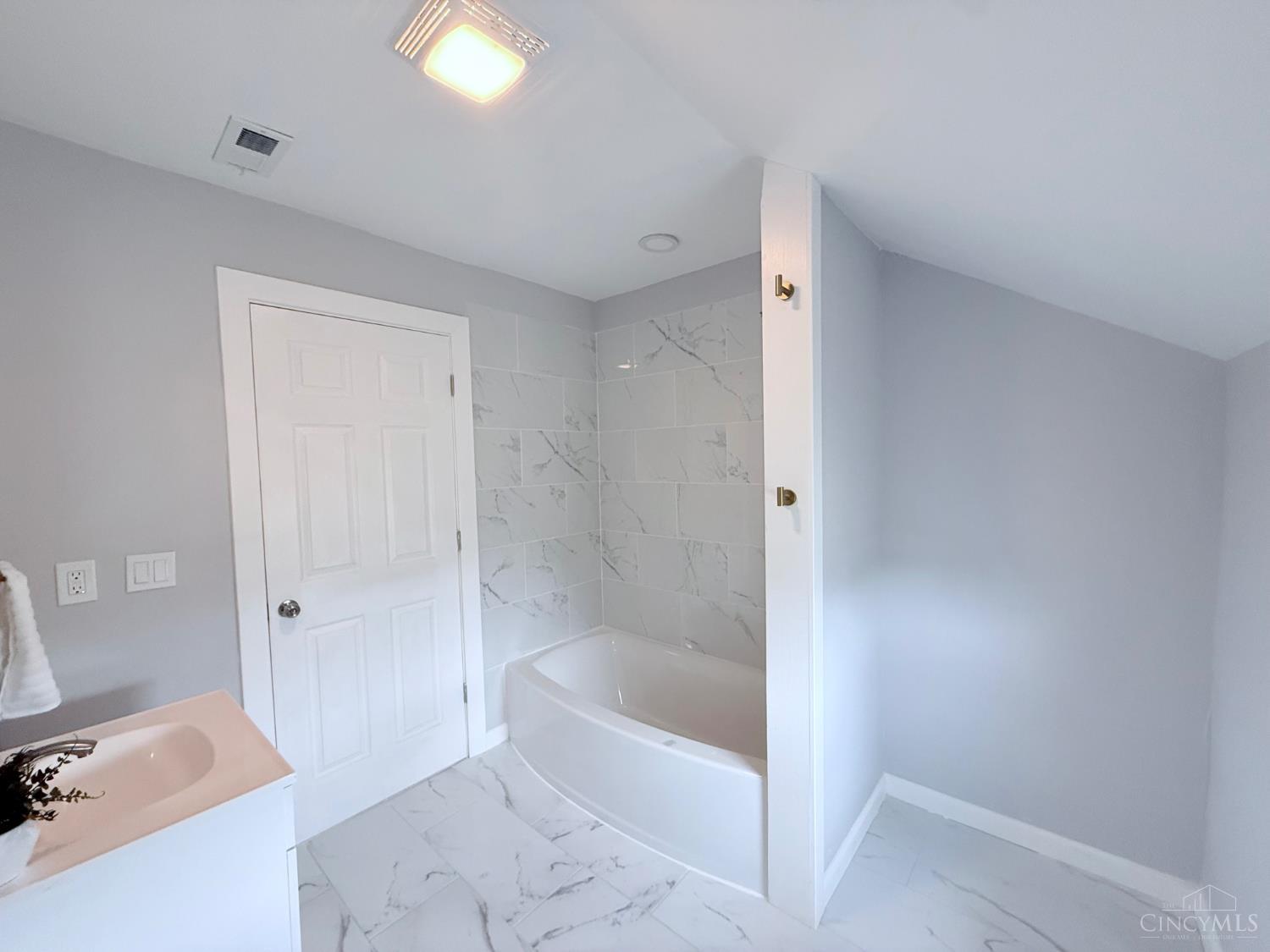 945 Springfield Street, Dayton, OH, 45403 — photo 15