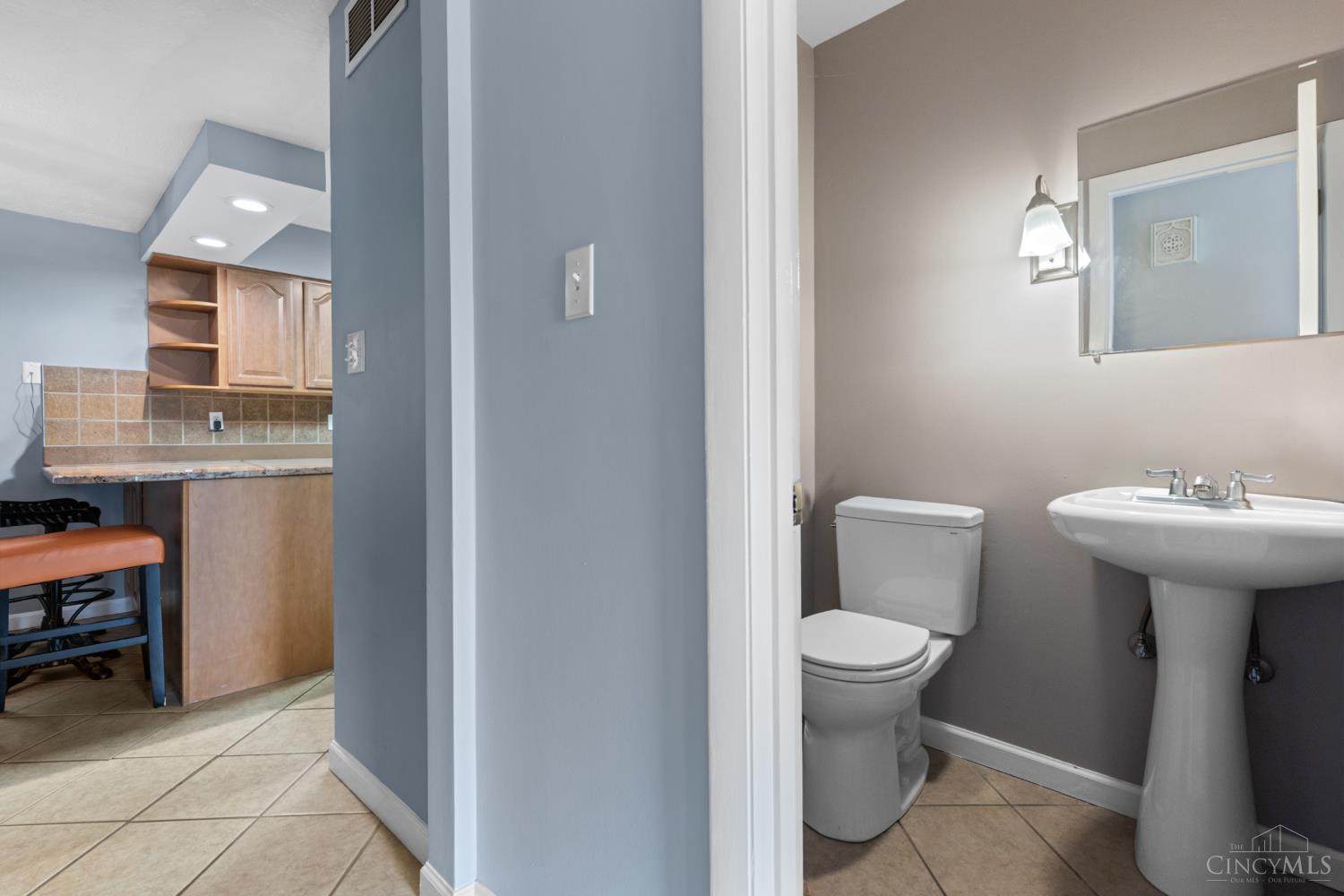 4576 Runningfawn Drive, Green Twp, OH, 45247 — photo 16