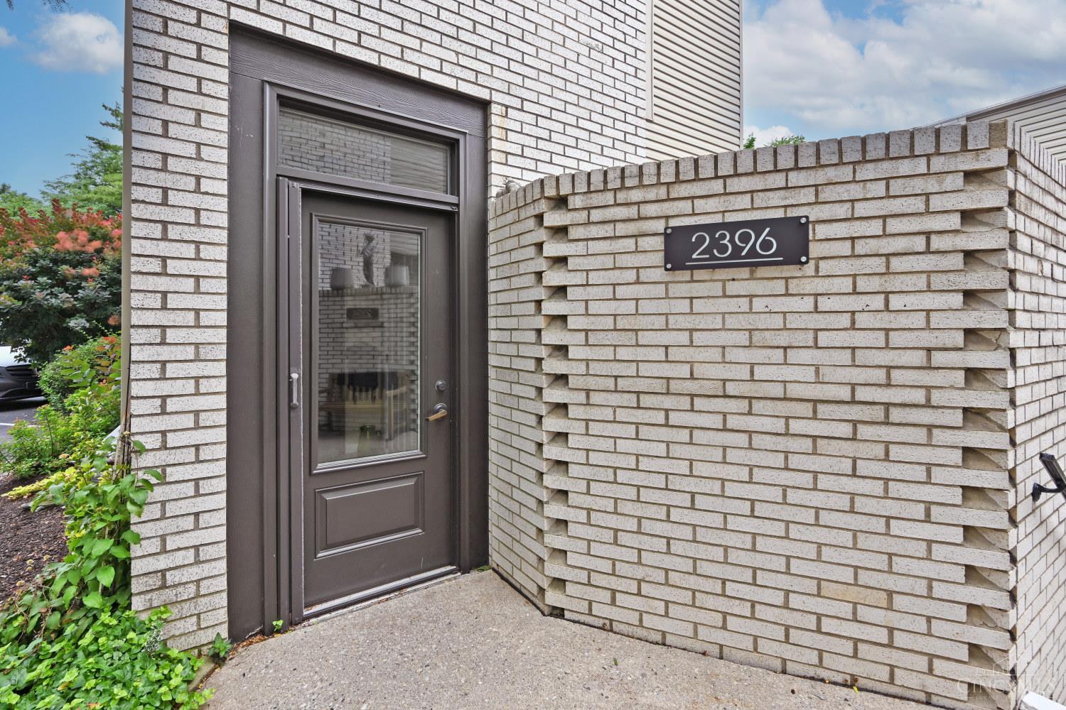 2396 Dana Avenue, Cincinnati, OH, 45208 — photo 3