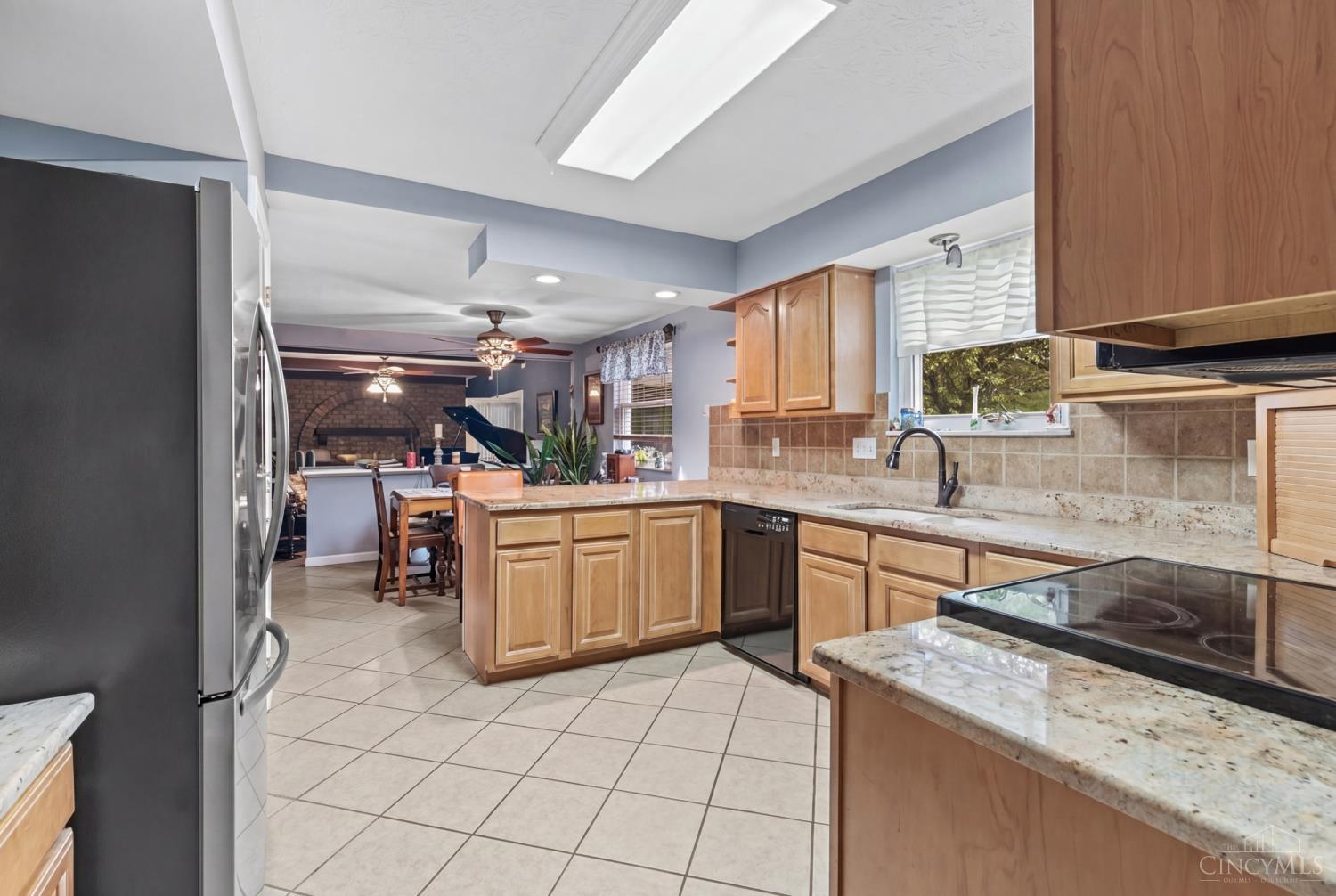 4576 Runningfawn Drive, Green Twp, OH, 45247 — photo 10