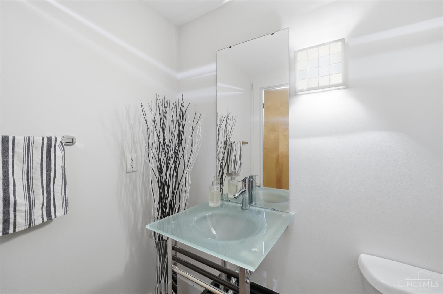353 Fourth Street #305, Cincinnati, OH, 45202 — photo 33