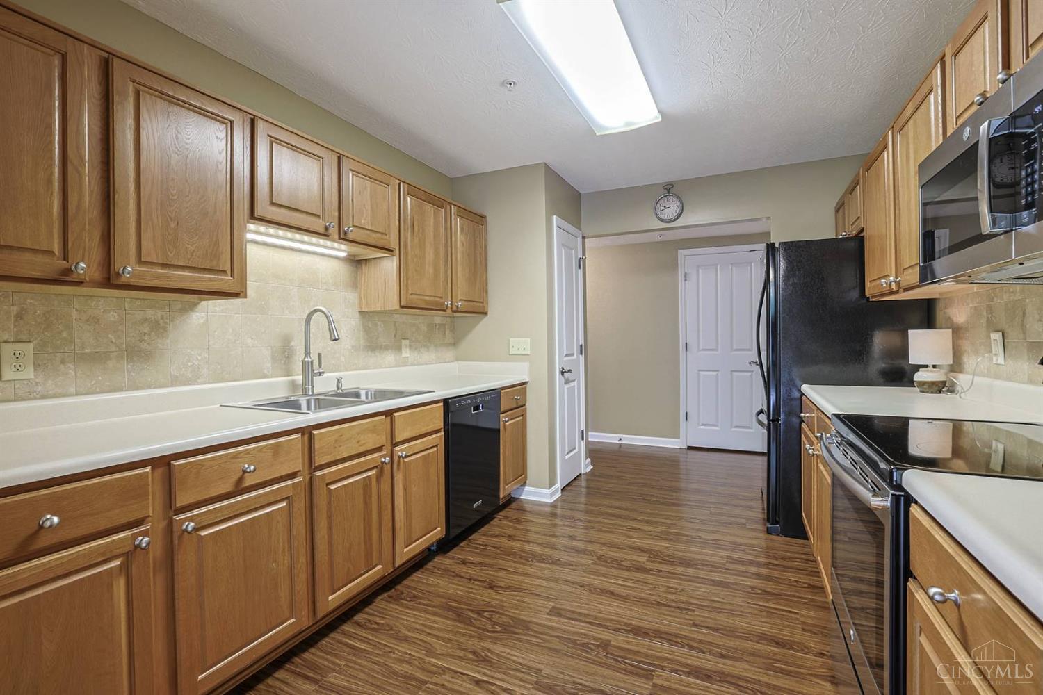 206 Edinburgh Lane, Springdale, OH, 45246 — photo 16