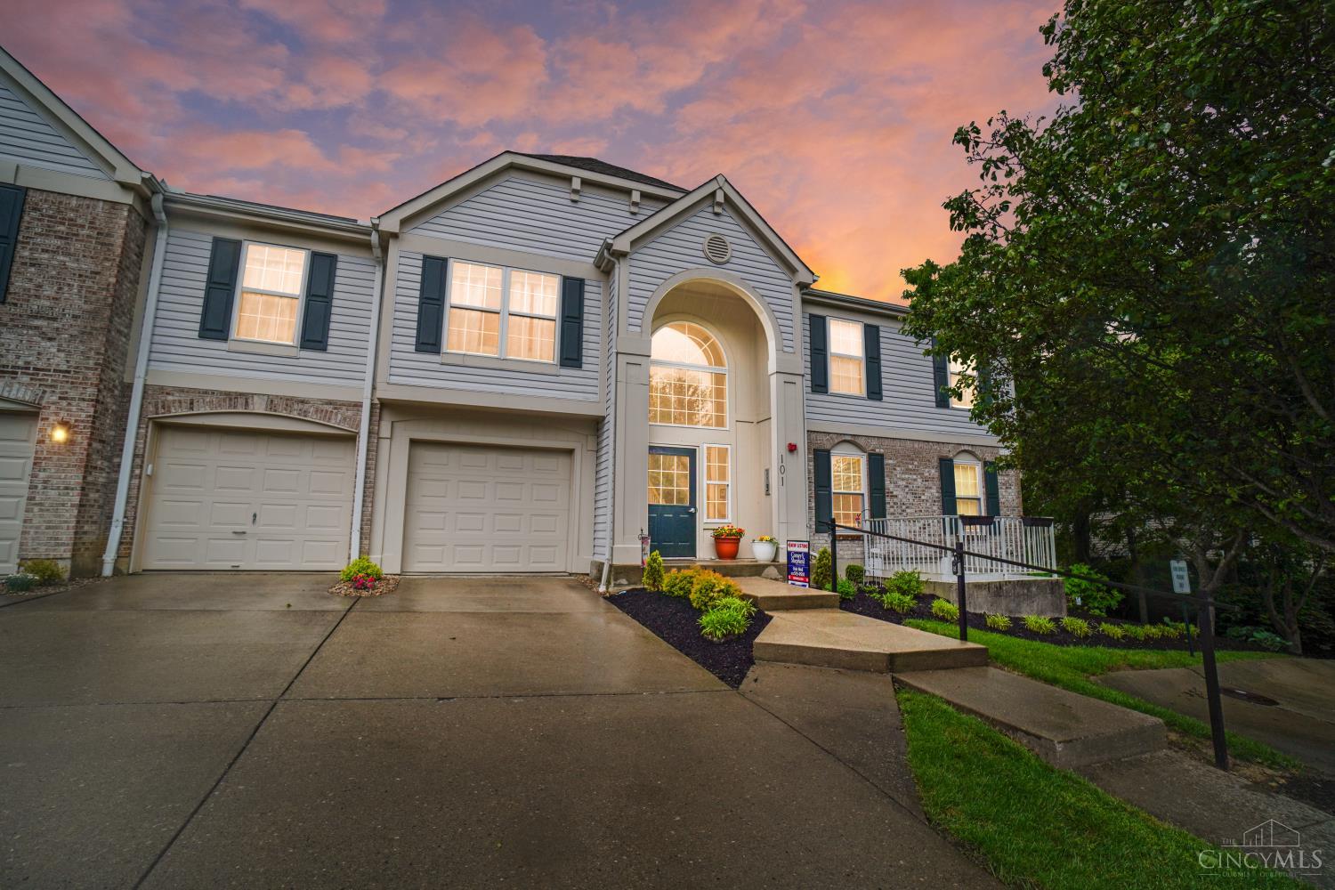 Homes for sale in Milford, OH | 101 Postoak Ln #A, Milford, OH 45150 | MLS# 1878049