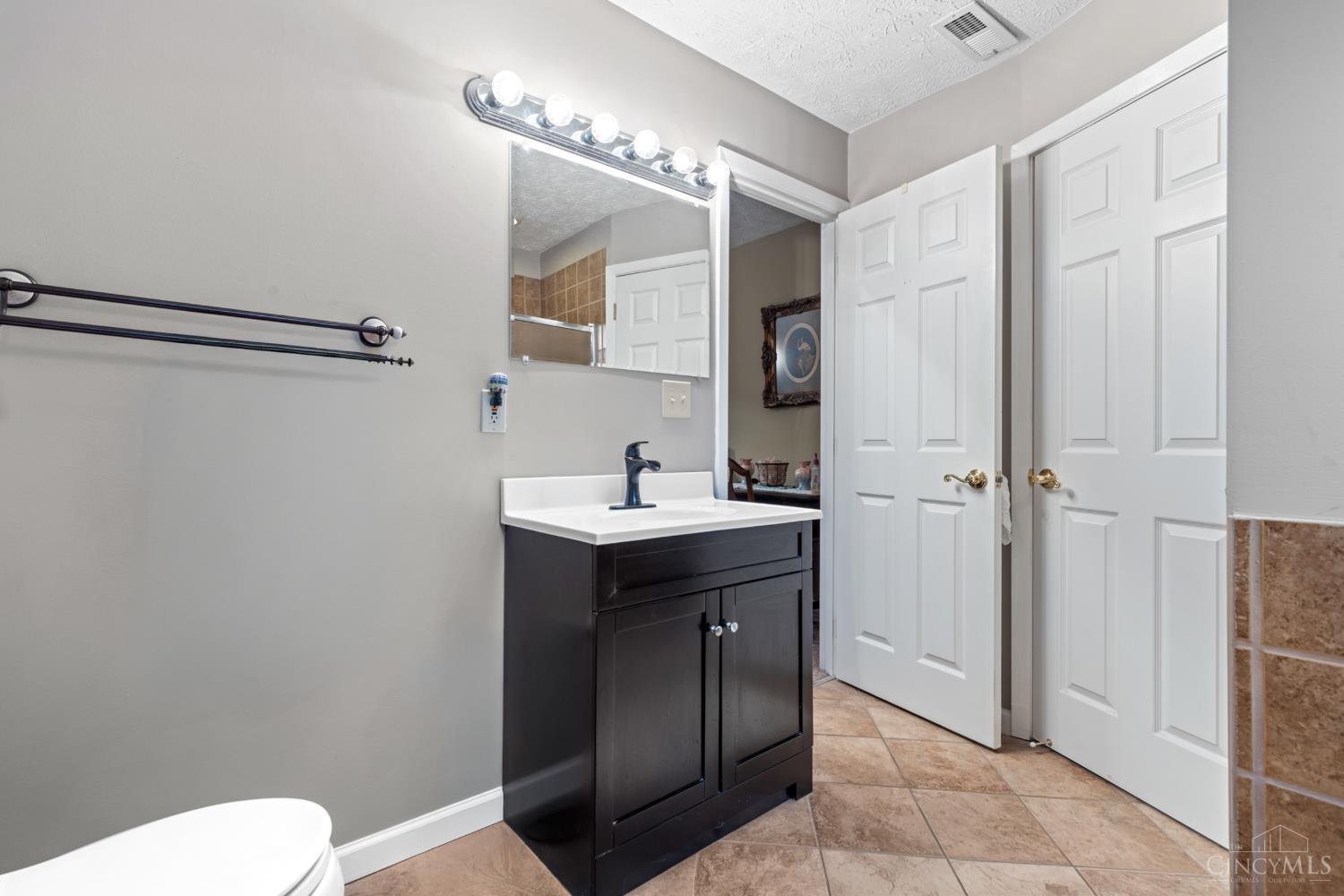 4576 Runningfawn Drive, Green Twp, OH, 45247 — photo 27