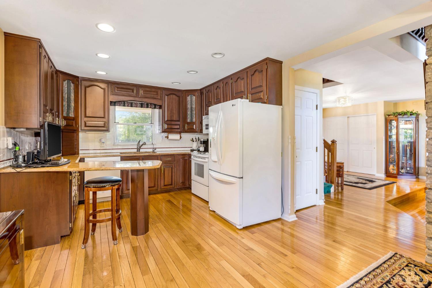 4885 Beechwood Road, Union Twp, OH, 45244 — photo 26