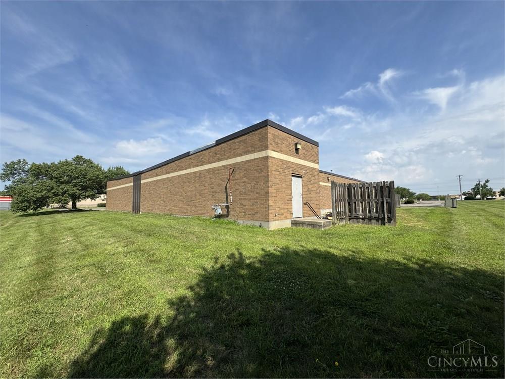 1135 Kemper Road, Forest Park, OH, 45240 — photo 8