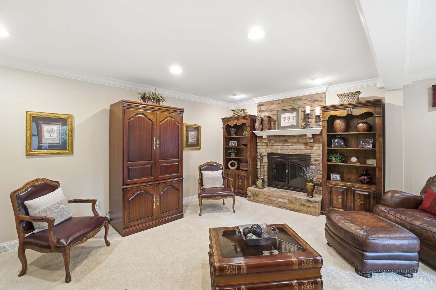 819 Quailwoods Drive