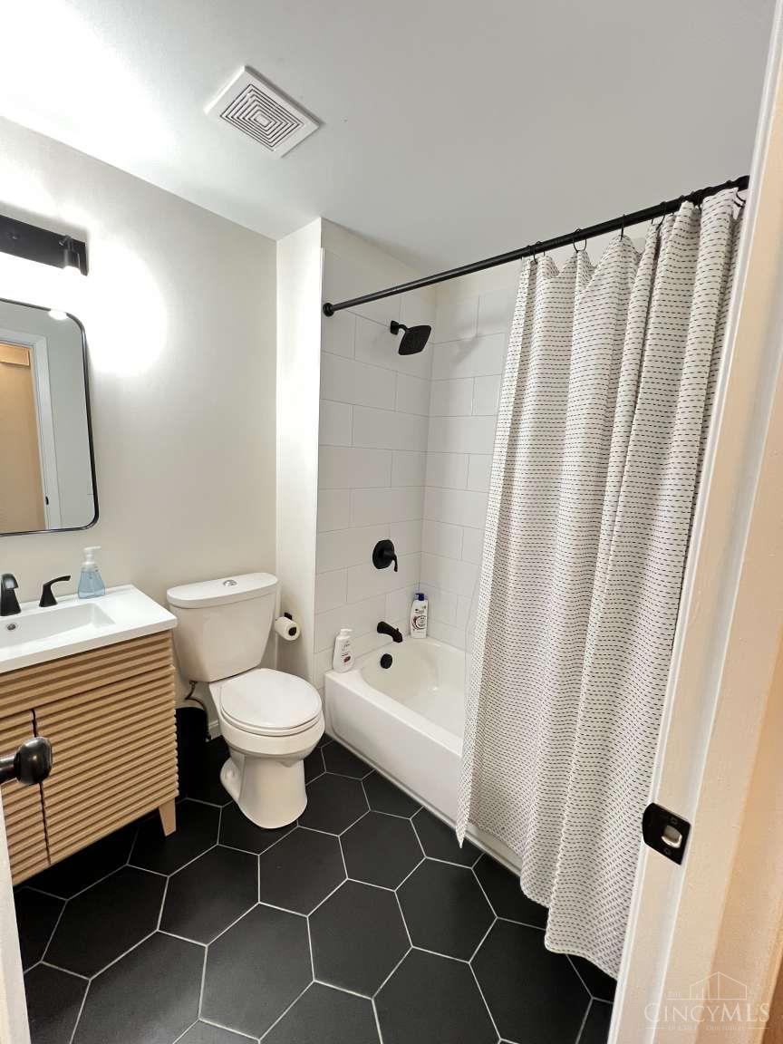 10994 Timberwood Lane, Sharonville, OH, 45241 — photo 14