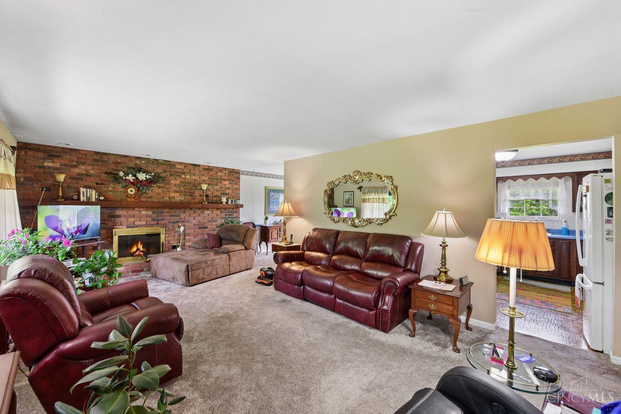 Photo 2 of Sale Pending at 7162 Goshen Rd, Goshen, OH 45122 | MLS# 1878474 | Listing updated on 2026-10-14