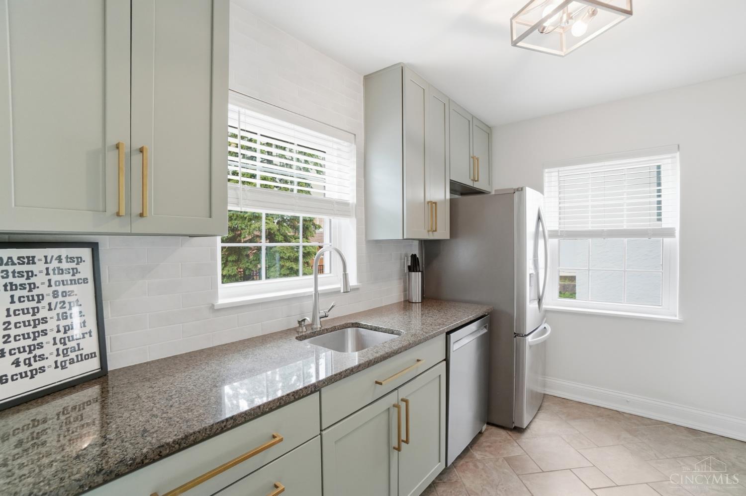 3507 Victoria Place