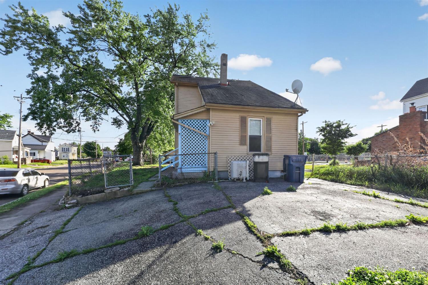 Homes for sale in St Bernard, OH | 200 Maple St, St Bernard, OH 45216 | MLS# 1878367