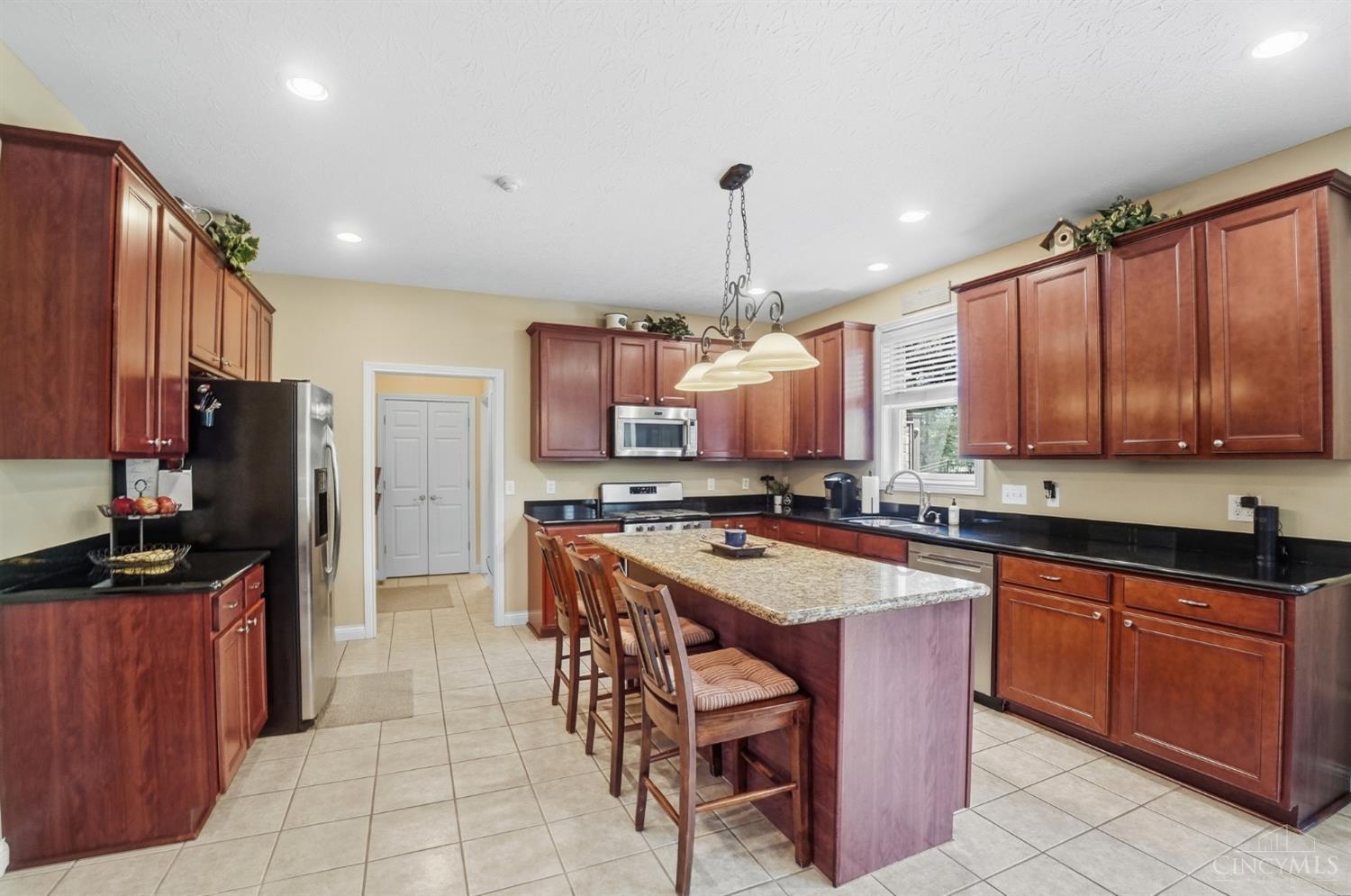 5604 Oak View Drive, Hamilton Twp, OH, 45039