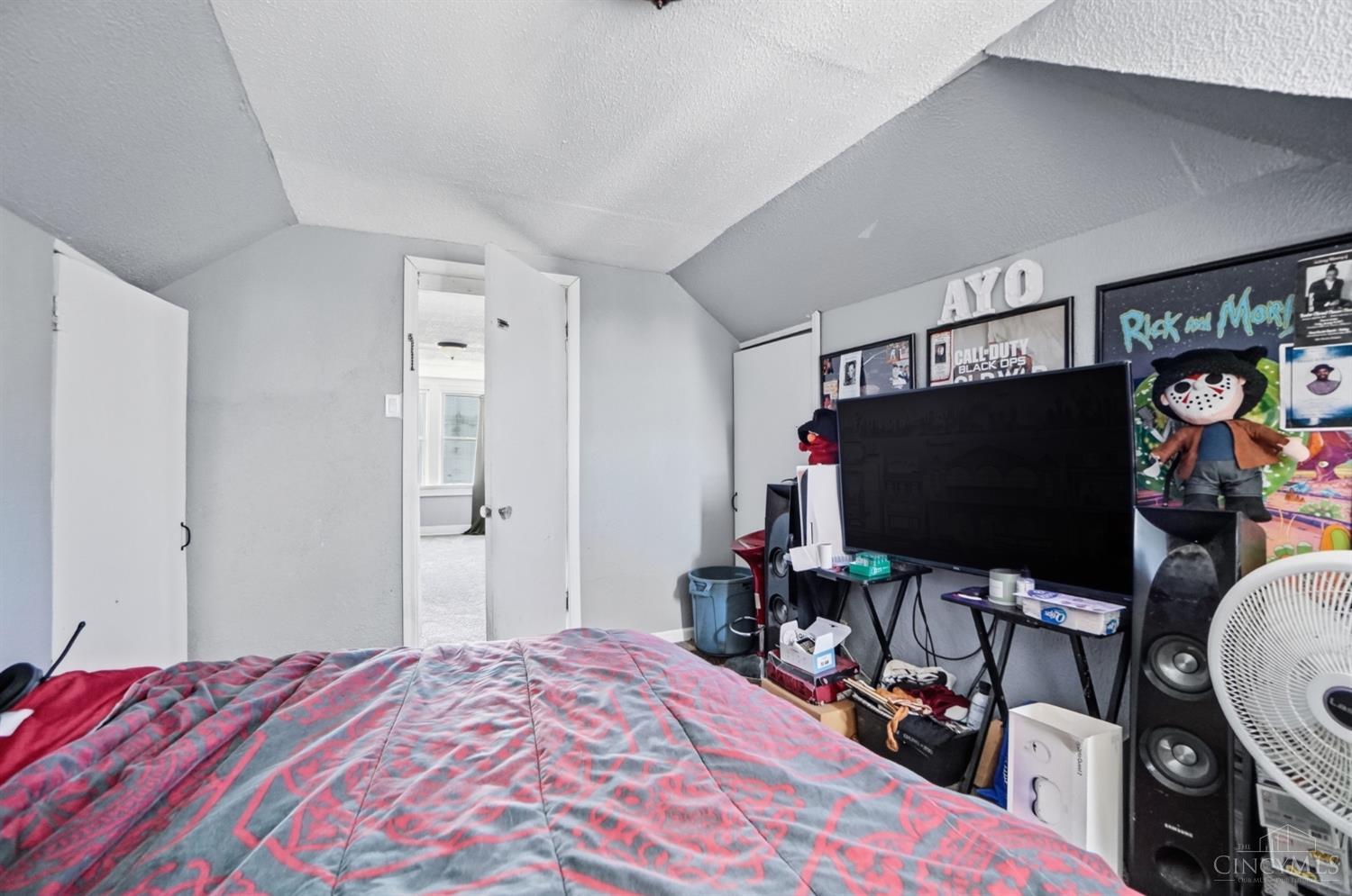 1027 Winfield Avenue, Cincinnati, OH, 45205 — photo 28