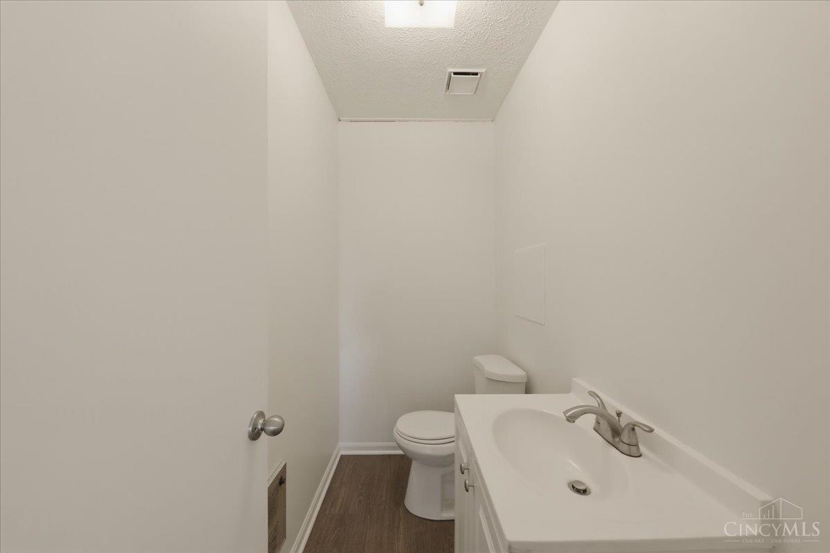 1396 Veteran Drive, Fairfield, OH, 45014 — photo 16