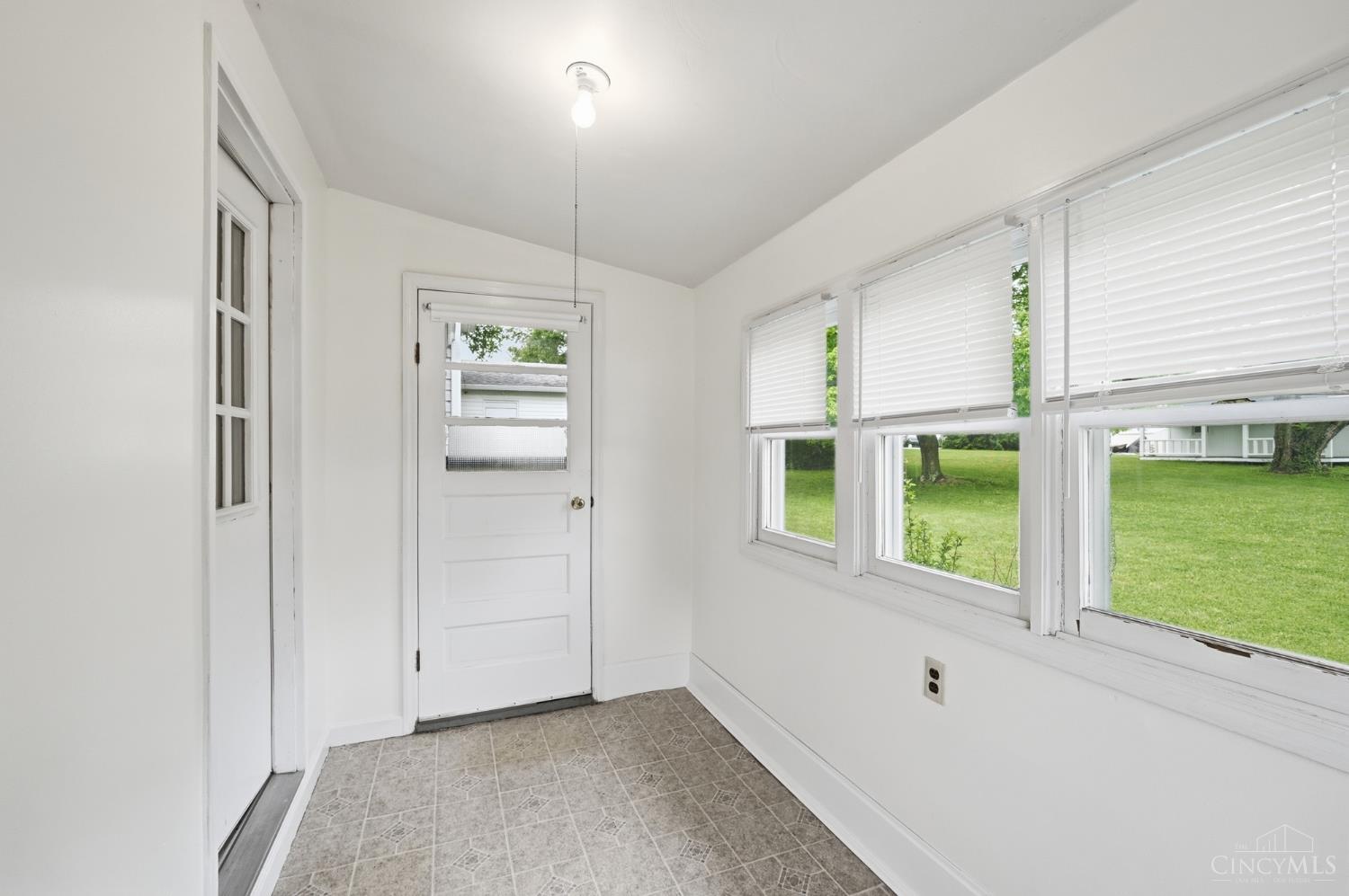 5799 Shaker Road, Franklin Twp, OH, 45005 — photo 44
