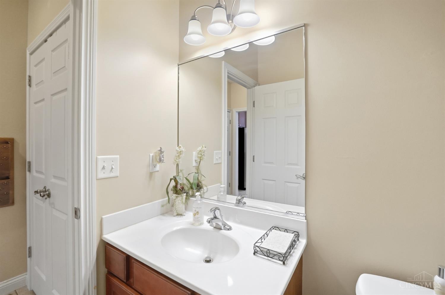 5604 Oak View Drive, Hamilton Twp, OH, 45039