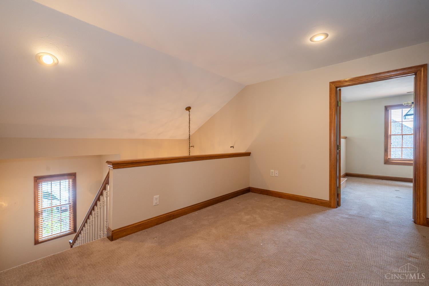 185 Barrington Village Drive, Beavercreek Twp, OH, 45385 — photo 46