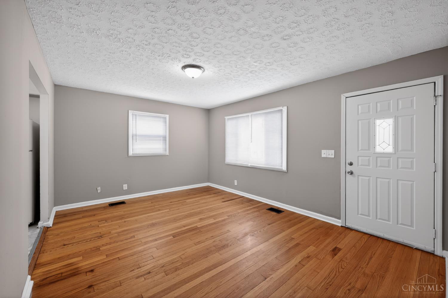 1923 Ashbrook Drive, Cincinnati, OH, 45238 — photo 8