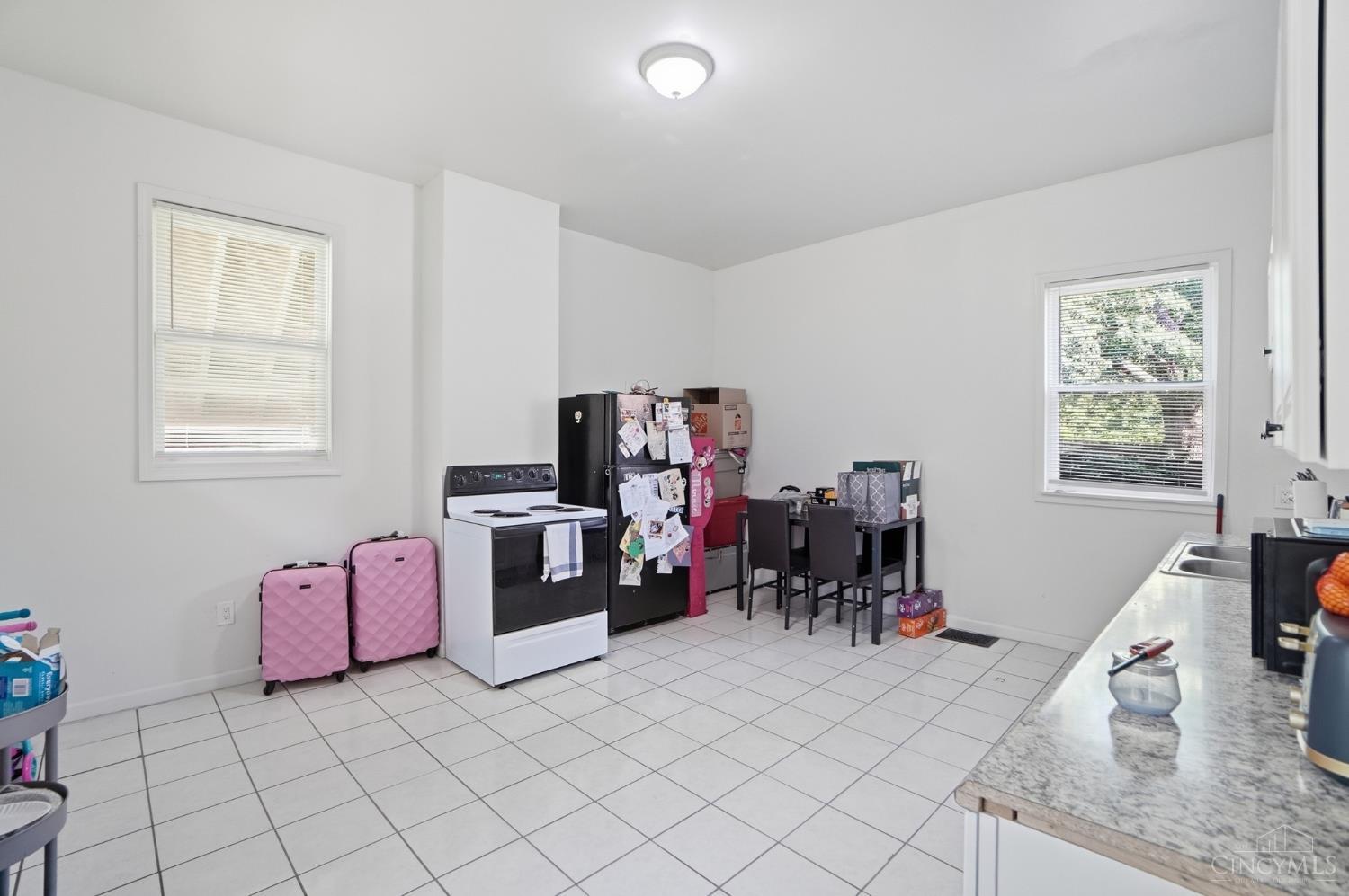 1027 Winfield Avenue, Cincinnati, OH, 45205 — photo 13