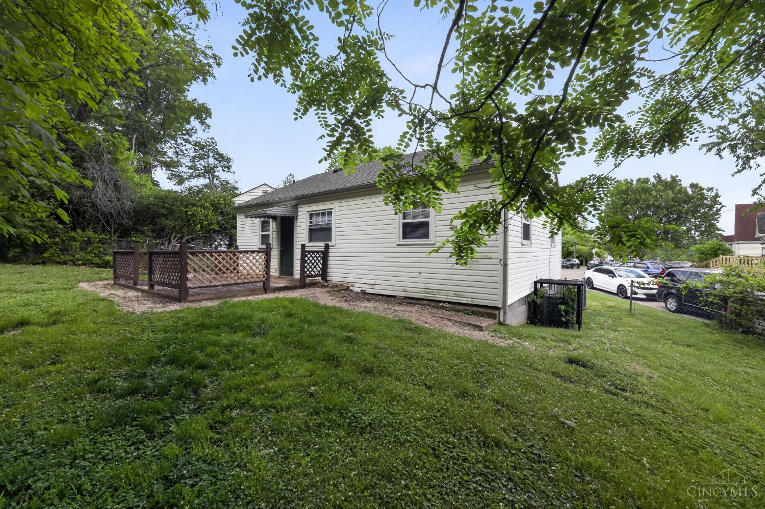 1923 Ashbrook Drive, Cincinnati, OH, 45238 — photo 4