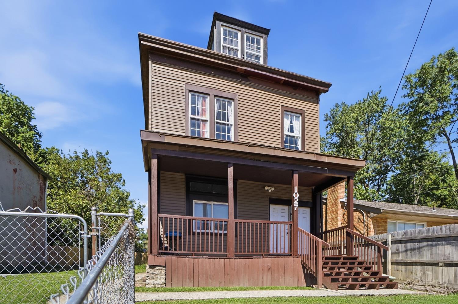 1027 Winfield Avenue, Cincinnati, OH, 45205