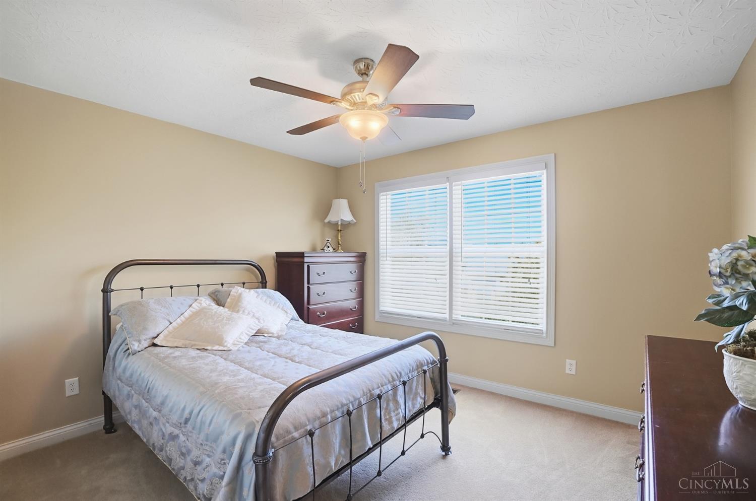 5604 Oak View Drive, Hamilton Twp, OH, 45039