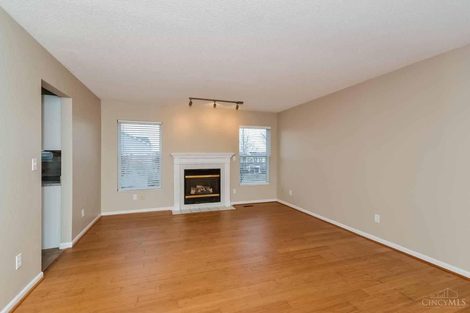 3084 Elora Lane, Fairfield Twp, OH, 45011 — photo 3
