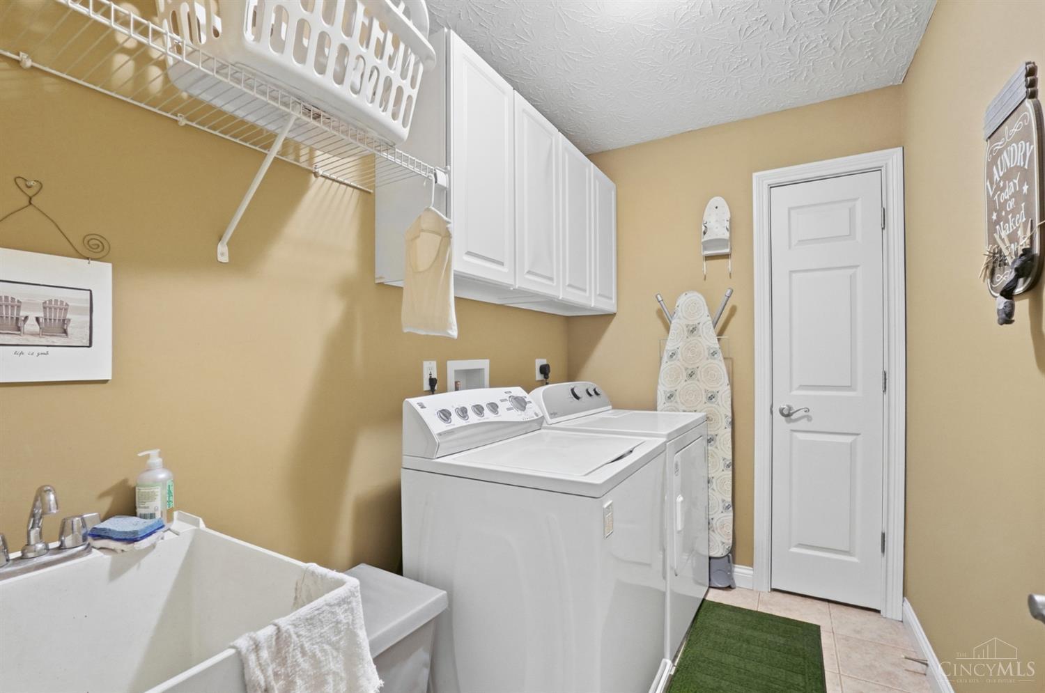 5604 Oak View Drive, Hamilton Twp, OH, 45039
