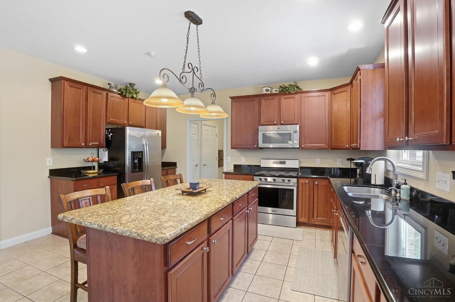 5604 Oak View Drive, Hamilton Twp, OH, 45039