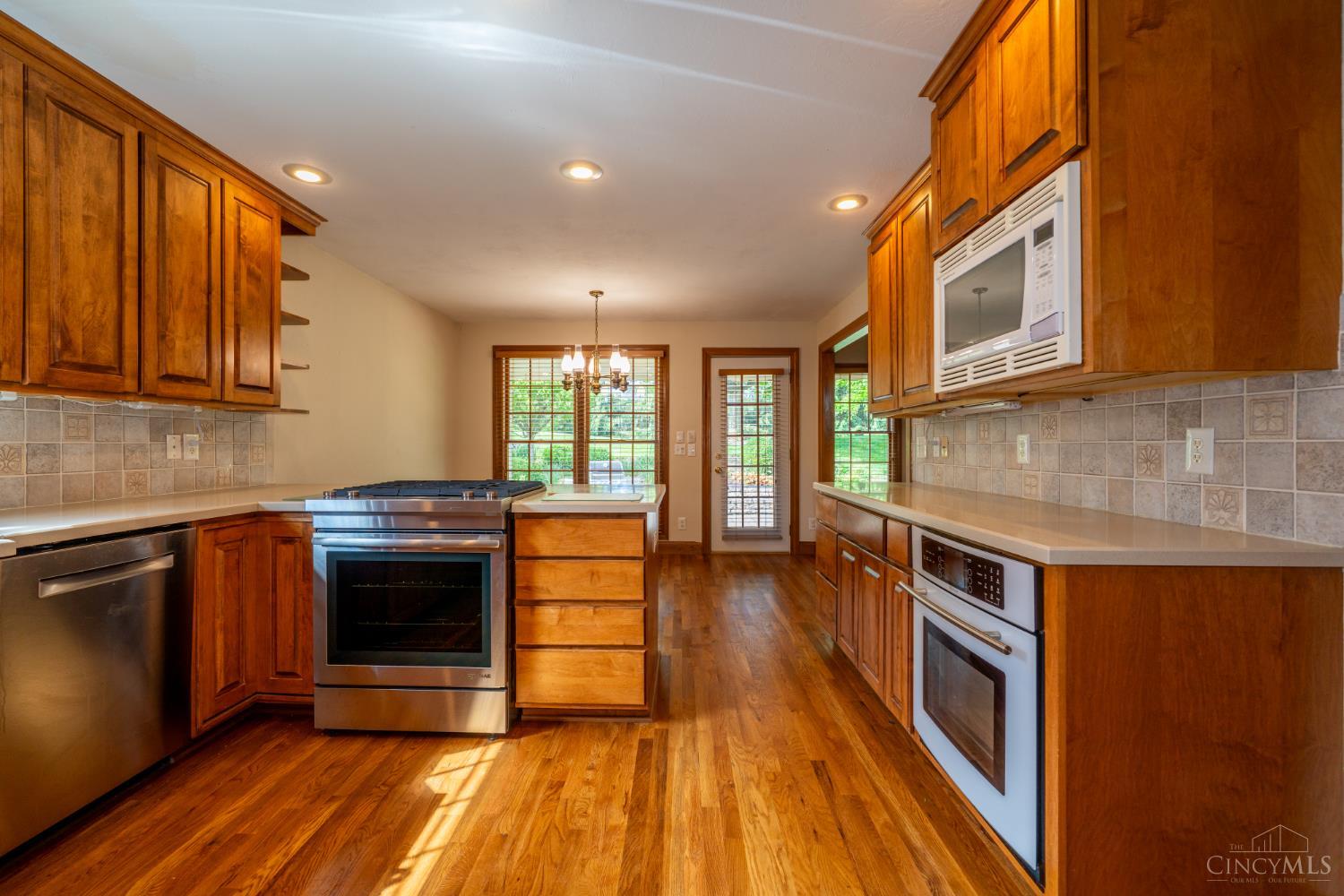 185 Barrington Village Drive, Beavercreek Twp, OH, 45385 — photo 11