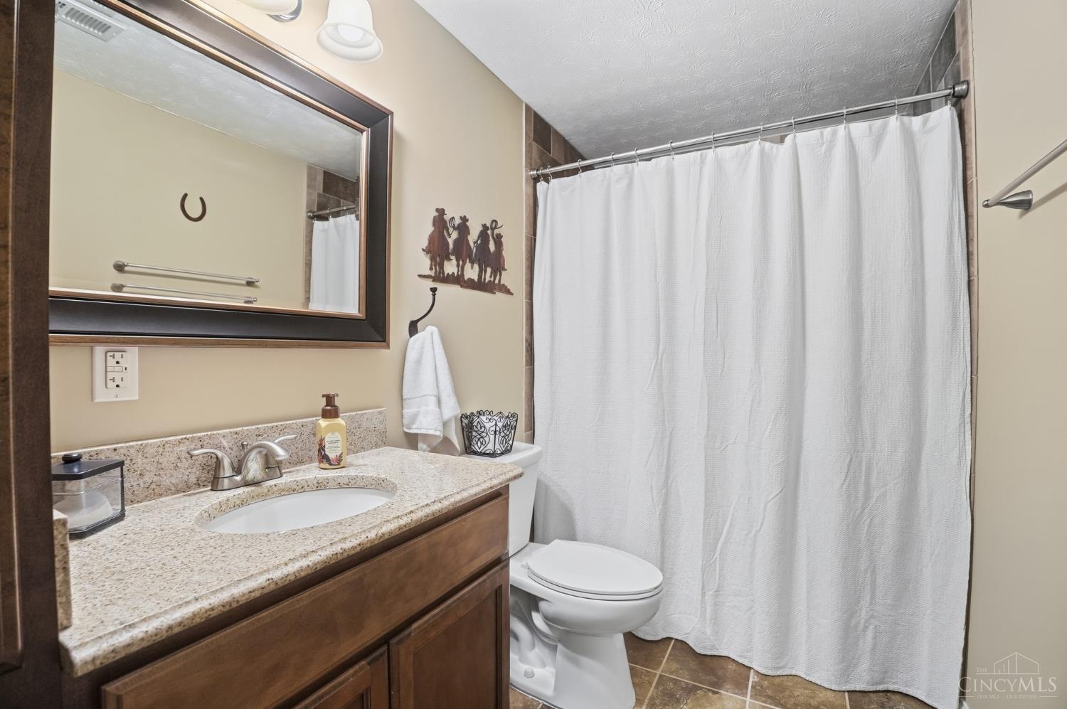 5604 Oak View Drive, Hamilton Twp, OH, 45039