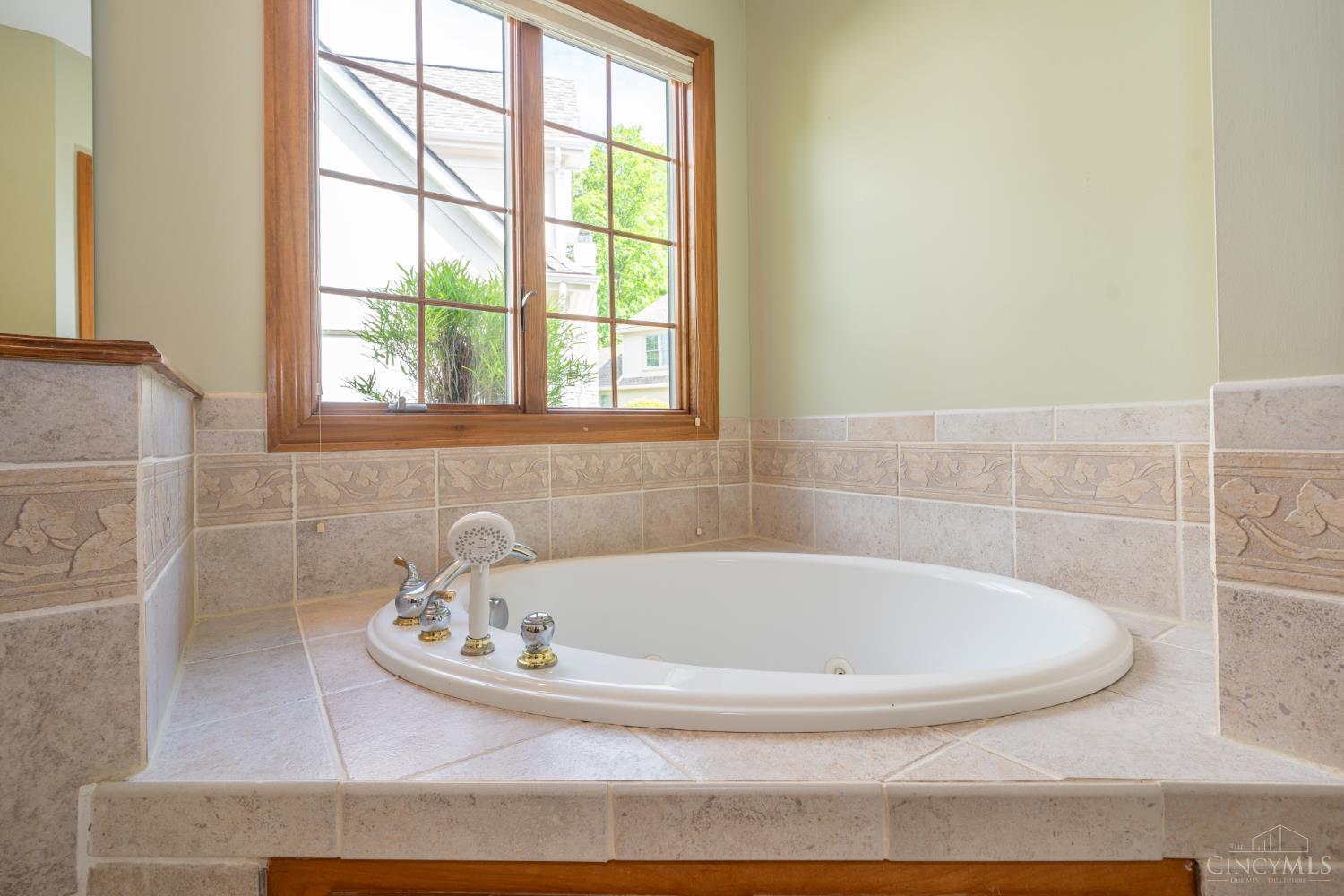 185 Barrington Village Drive, Beavercreek Twp, OH, 45385 — photo 31