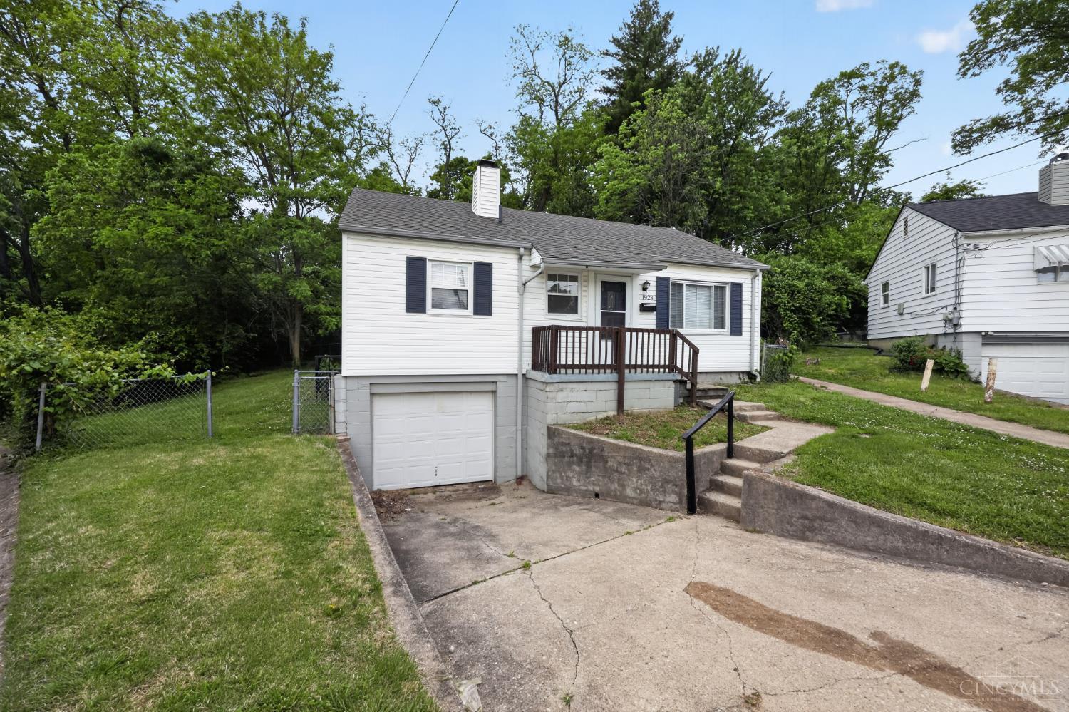 1923 Ashbrook Drive, Cincinnati, OH, 45238