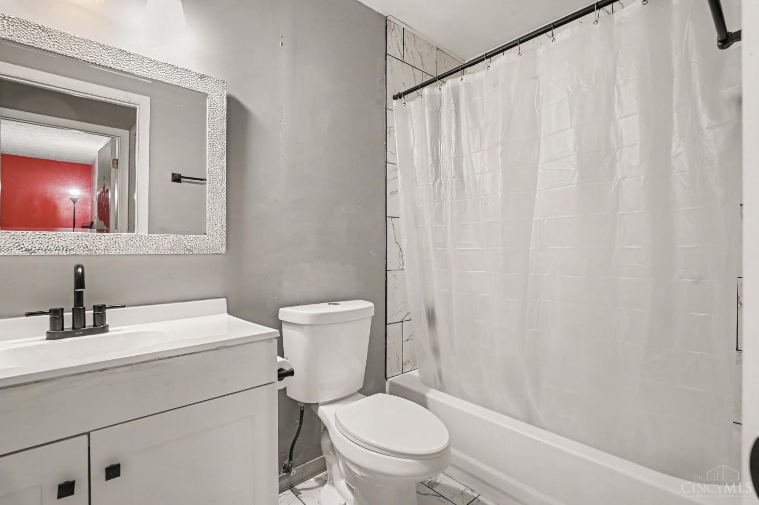 17 Woodview Court, Springdale, OH, 45246 — photo 13