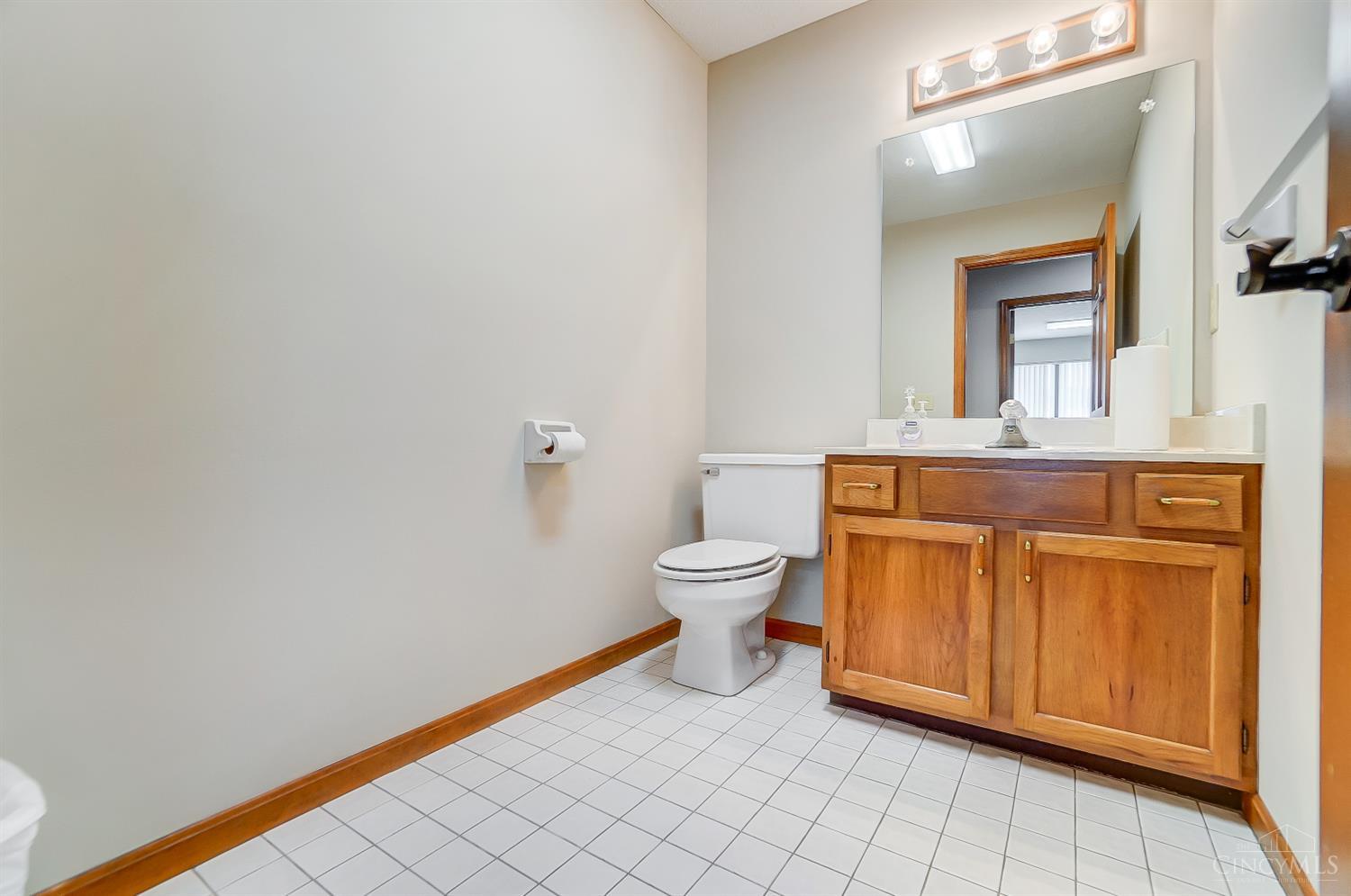 9694 Cincinnati Columbus Rd, West Chester, OH, 45241 — photo 27
