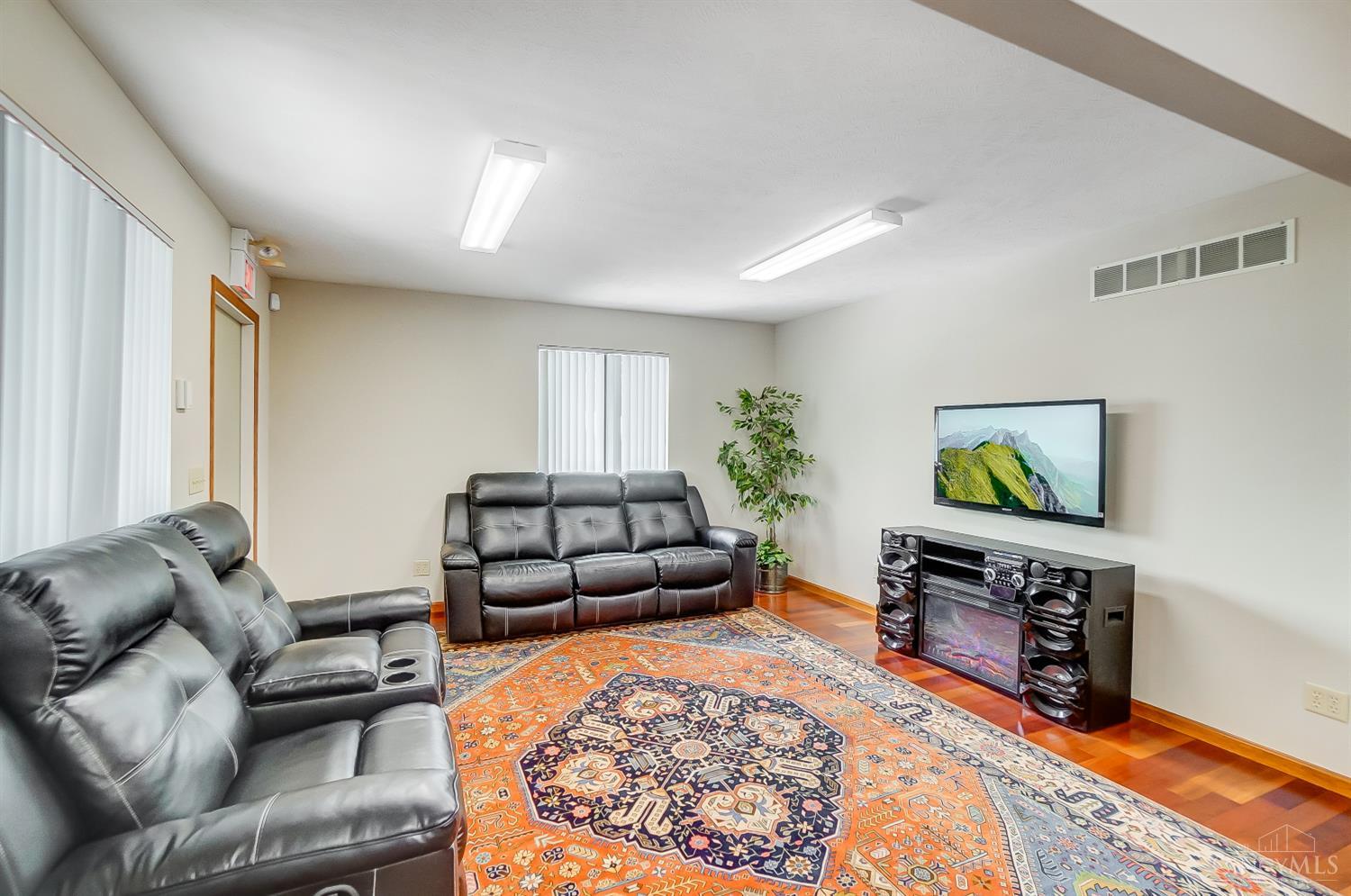 9694 Cincinnati Columbus Rd, West Chester, OH, 45241 — photo 15